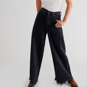 We The Free Old West Slouchy Jeans - Size 25 - Panther